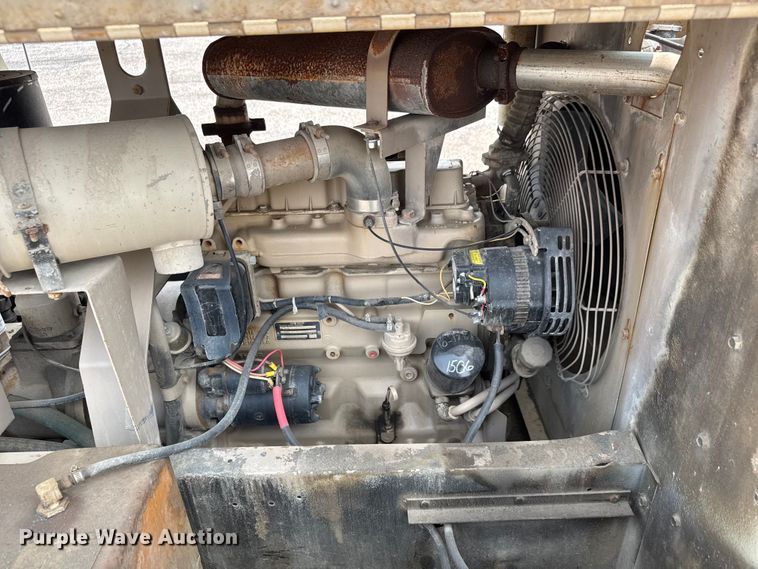 image for item DU6837 LeRoi 185 air compressor