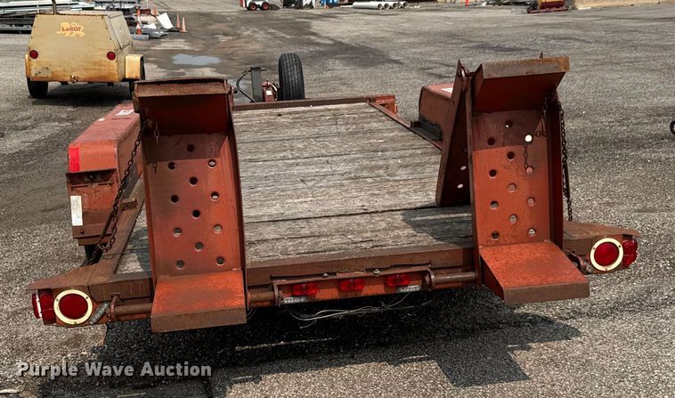 image for item DU6838 1991 Ditch Witch tilt deck equipment trailer