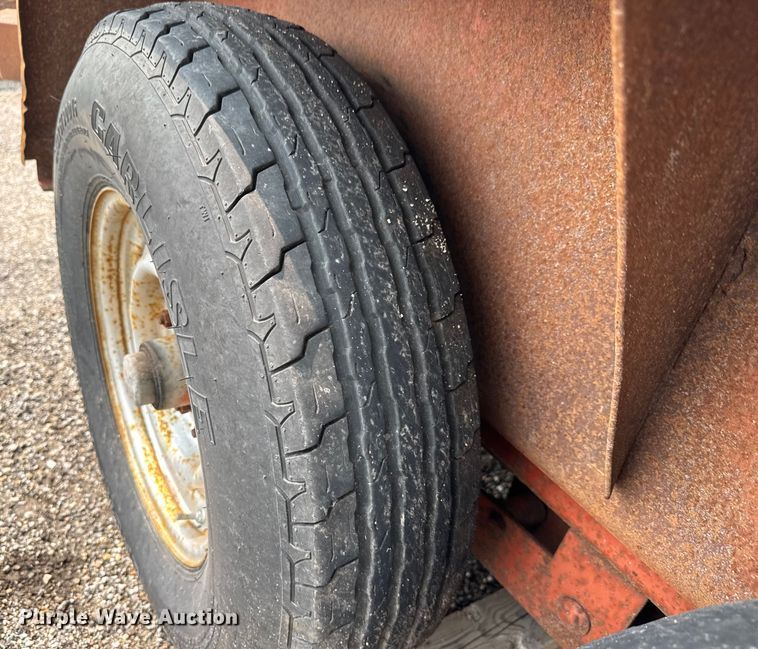 image for item DU6838 1991 Ditch Witch tilt deck equipment trailer