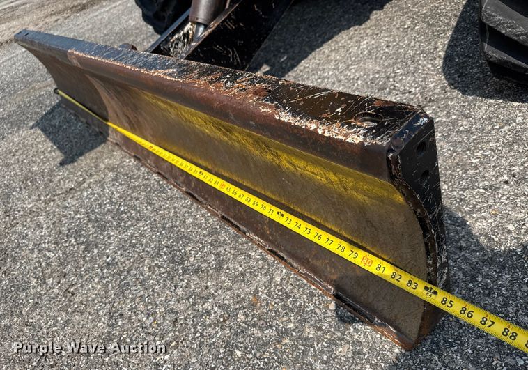 image for item DU6839 2016 Vermeer RTX 1250 rock saw