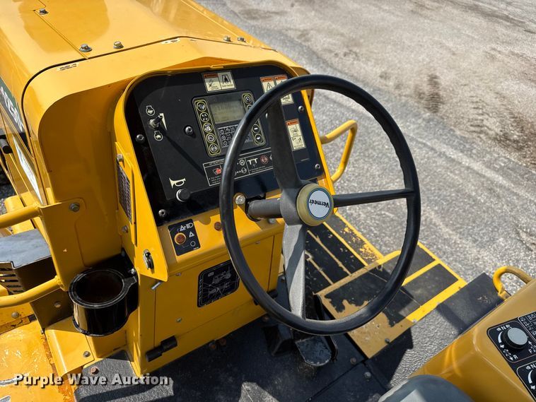 image for item DU6839 2016 Vermeer RTX 1250 rock saw