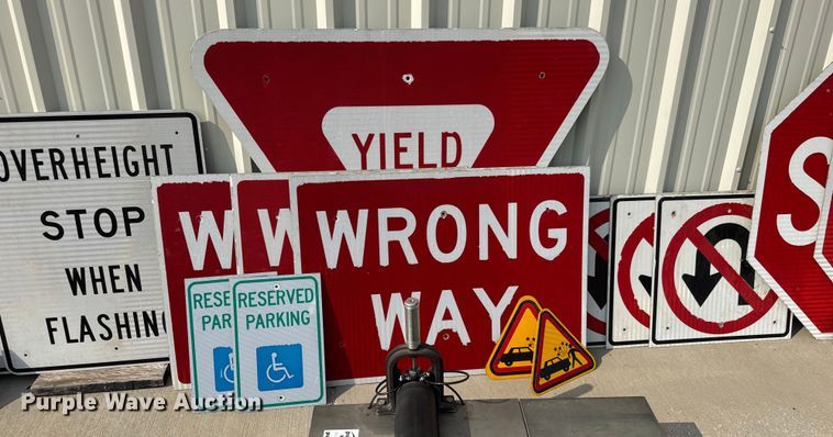 image for item DU6847 Approximately 44 signs 