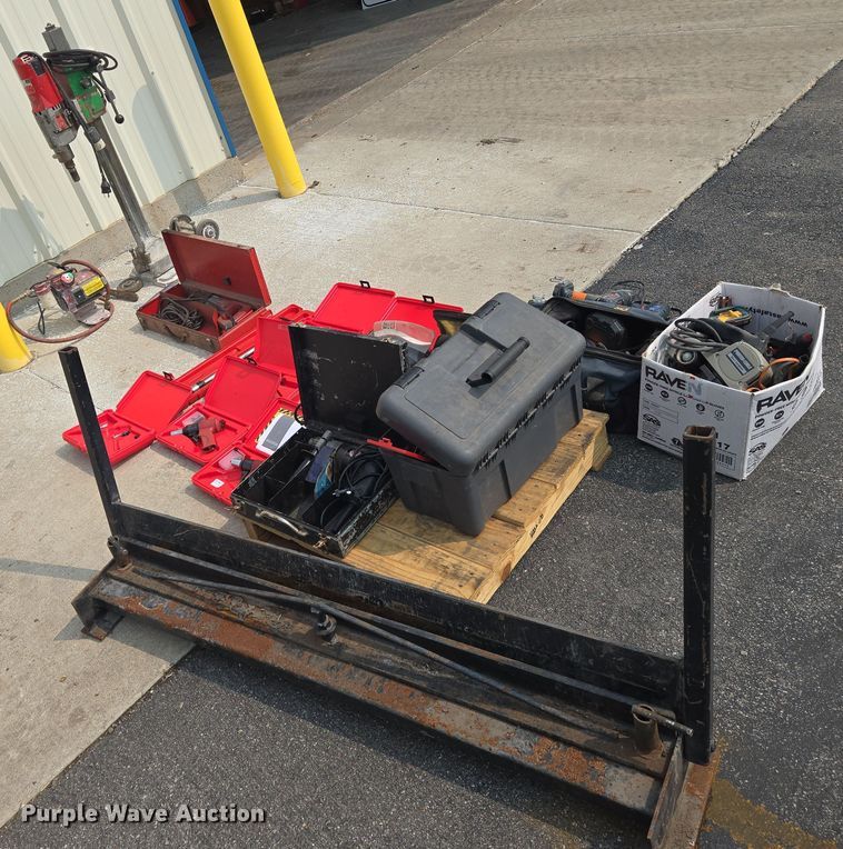 image for item DU6848 Tools