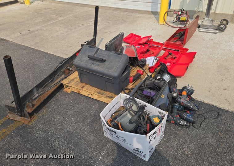 image for item DU6848 Tools