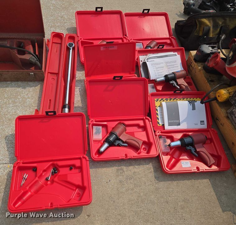 image for item DU6848 Tools