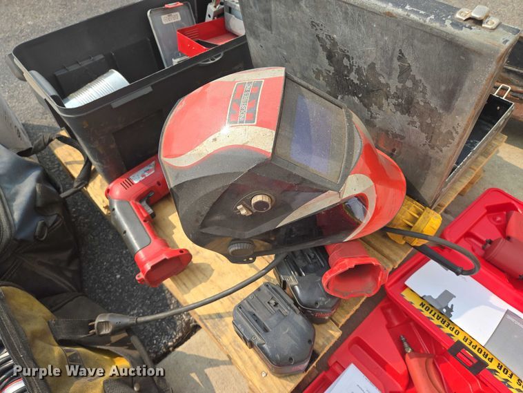 image for item DU6848 Tools