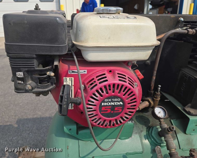image for item DU6850 Speedaire air compressor