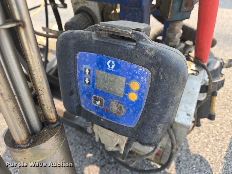 image for item DU6855 Graco XP70 epoxy sprayer