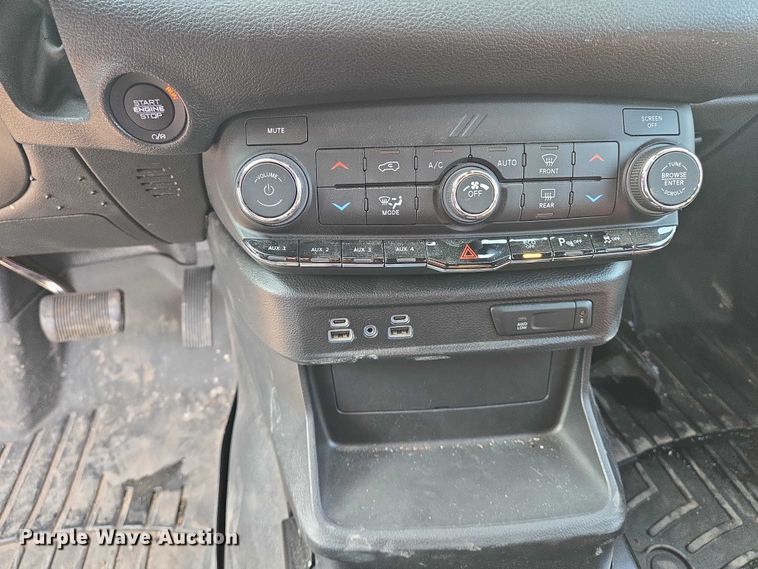 image for item DU6857 2023 Dodge Durango SSV SUV