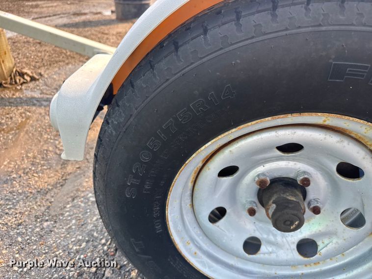 image for item DY0459 Master Tow car dolly