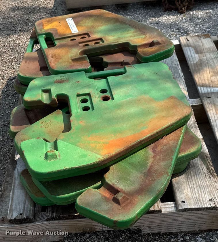 image for item DY0460 (8) John Deere RR127764 47KG suitcase weights