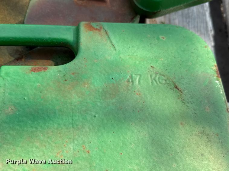 image for item DY0460 (8) John Deere RR127764 47KG suitcase weights