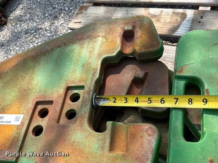 image for item DY0460 (8) John Deere RR127764 47KG suitcase weights