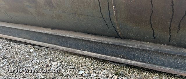 image for item DZ6154 Fuel tank