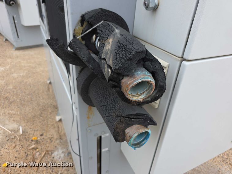 image for item DZ6156 2017 Johnson Thermal  JTSUET20DIA1WL chiller