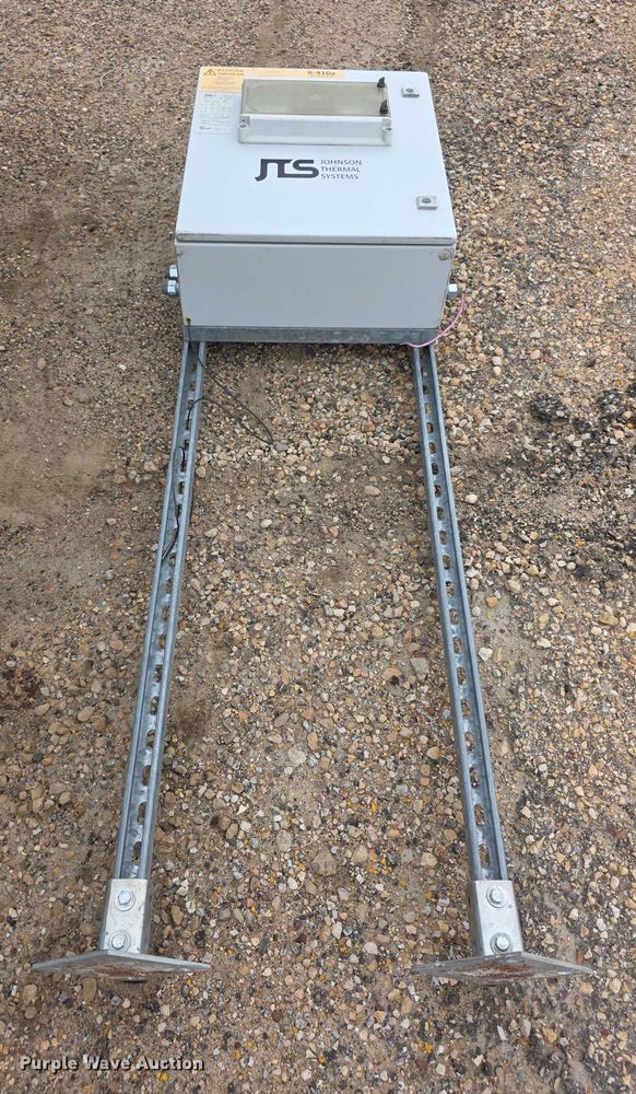 image for item DZ6156 2017 Johnson Thermal  JTSUET20DIA1WL chiller