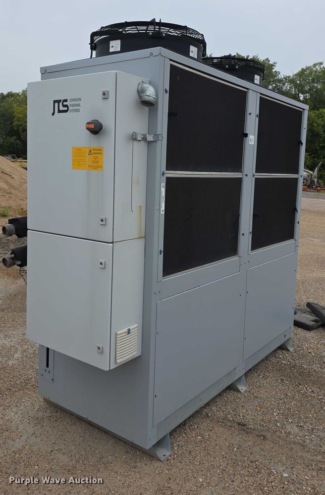 image for item DZ6157 2017 Johnson Thermal JTSUET20DIA1WL chiller