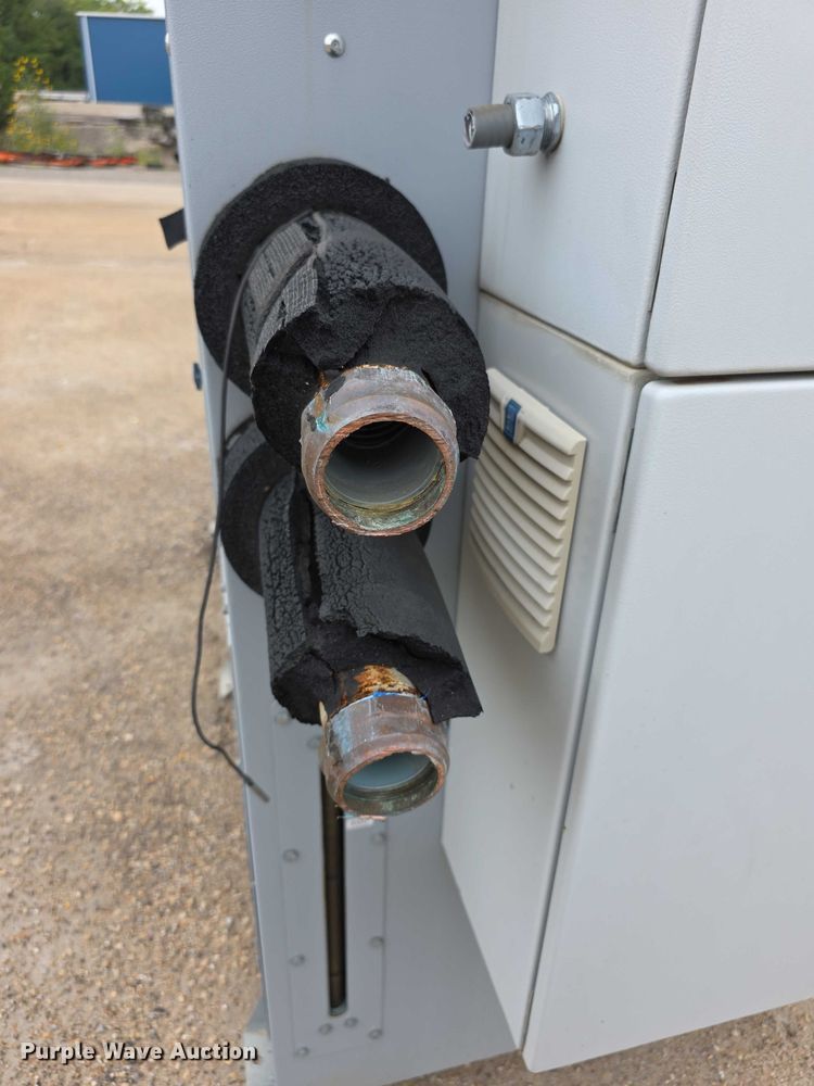 image for item DZ6157 2017 Johnson Thermal JTSUET20DIA1WL chiller