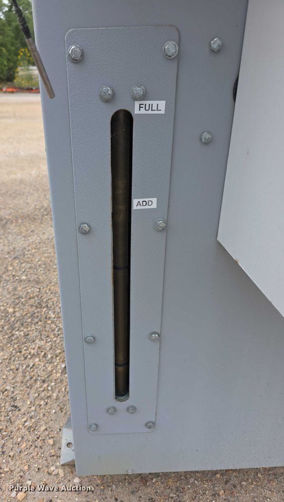 image for item DZ6157 2017 Johnson Thermal JTSUET20DIA1WL chiller