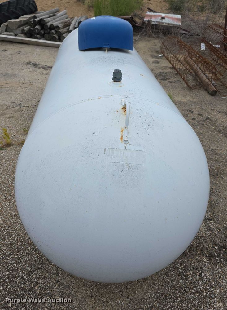 image for item DZ6158 2011 American Welding & Tank propane tank