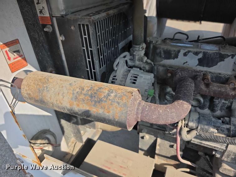 image for item DZ6184 Magnum MLT3060MMH light plant