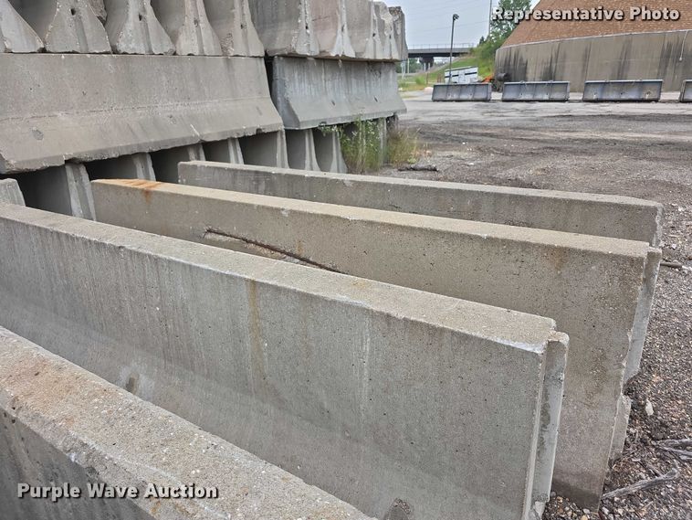 image for item DZ6196 (10) concrete barriers