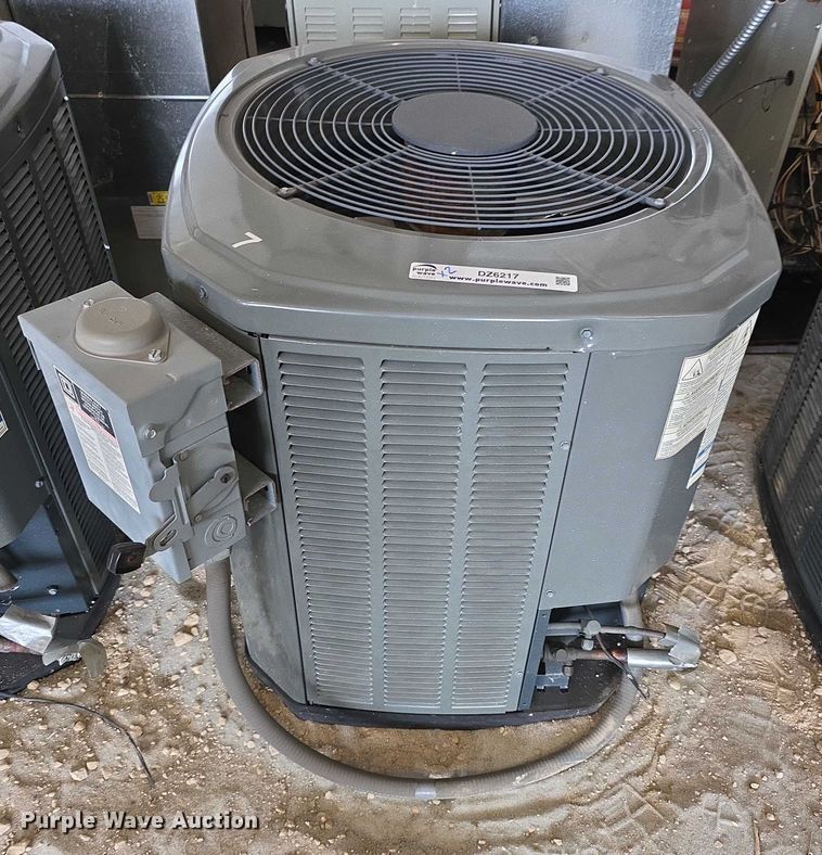 image for item DZ6217 (2) Trane AC and heat units