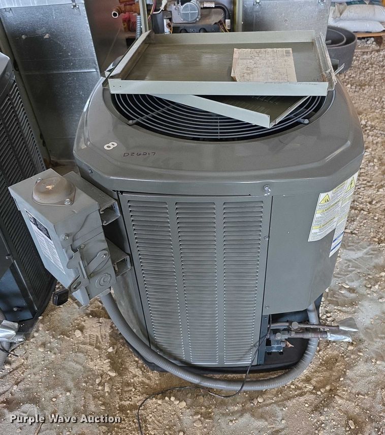 image for item DZ6217 (2) Trane AC and heat units