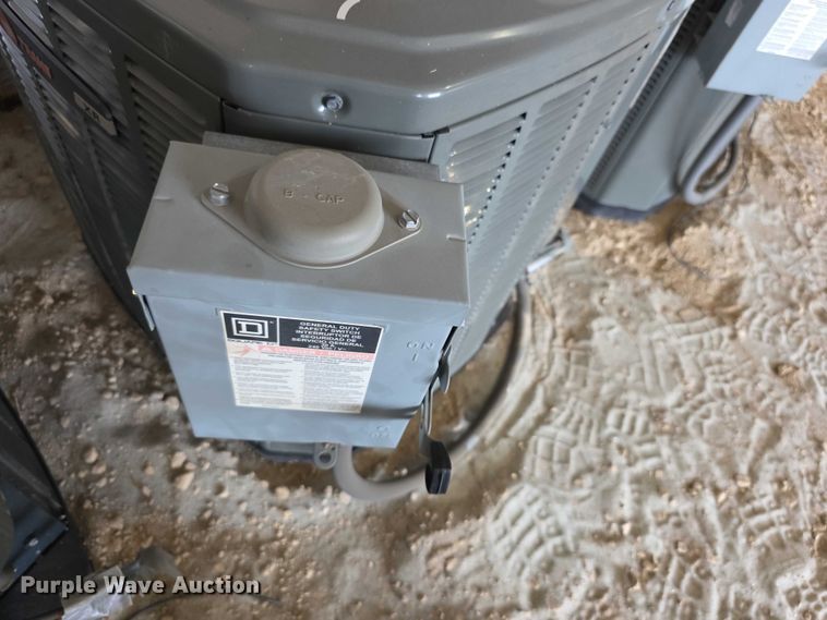 image for item DZ6217 (2) Trane AC and heat units