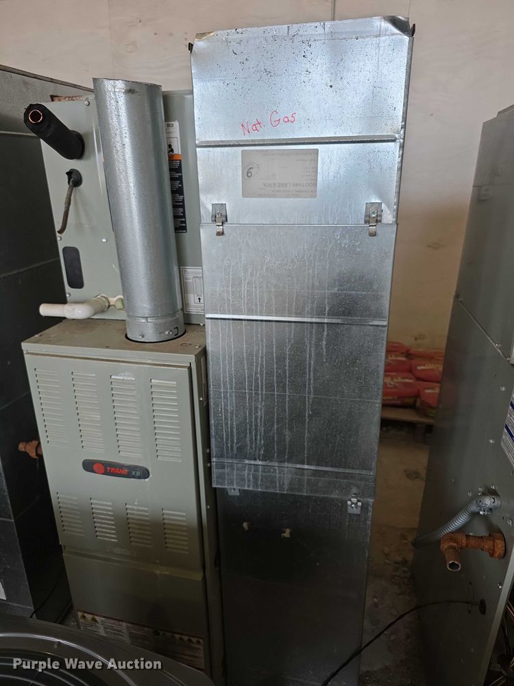 image for item DZ6217 (2) Trane AC and heat units