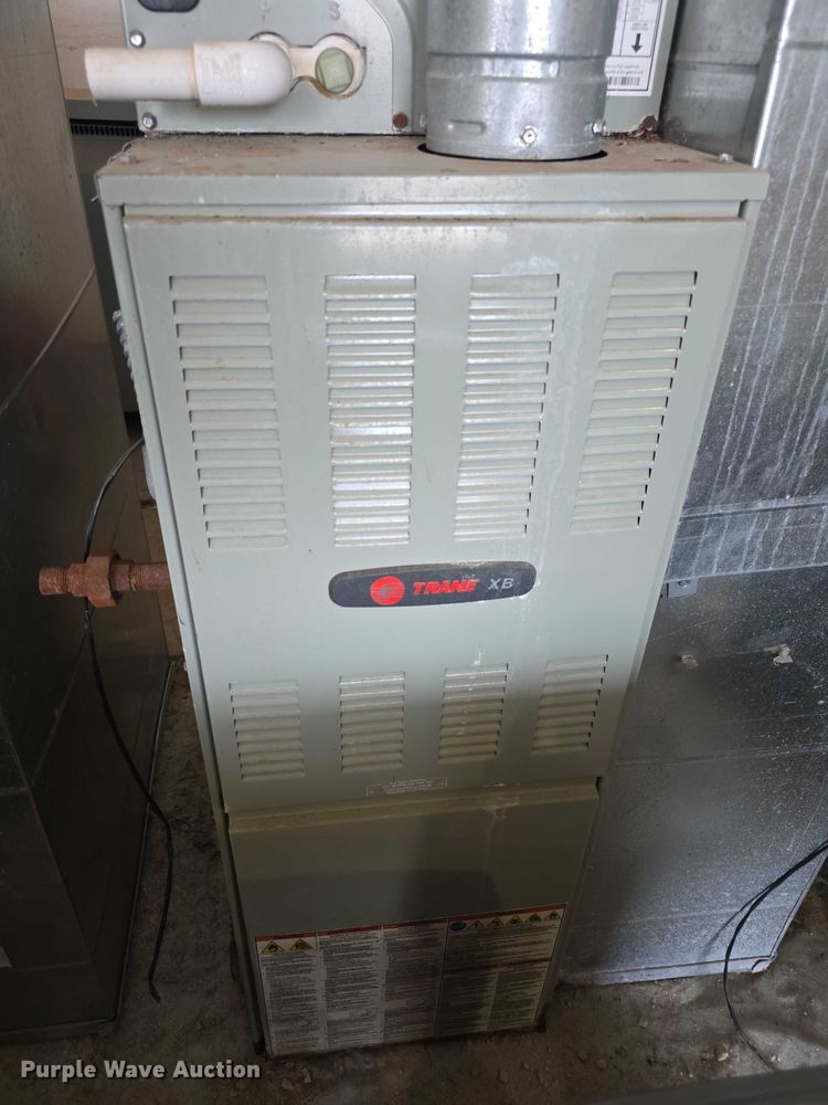 image for item DZ6217 (2) Trane AC and heat units