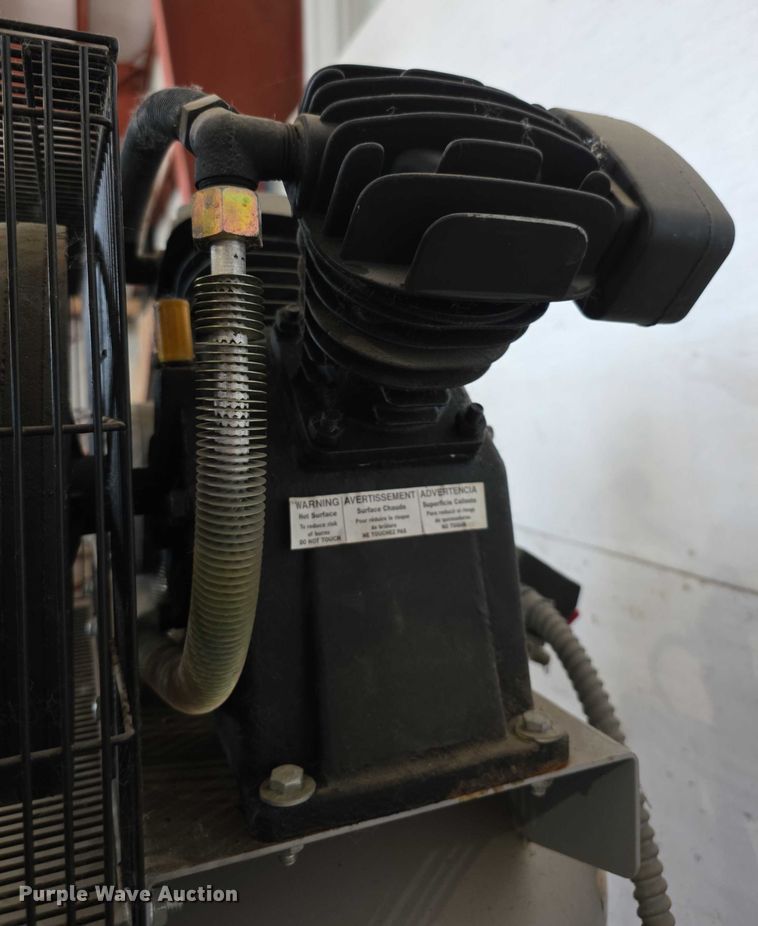 image for item DZ6218 Iron Horse IHD6160V1 air compressor