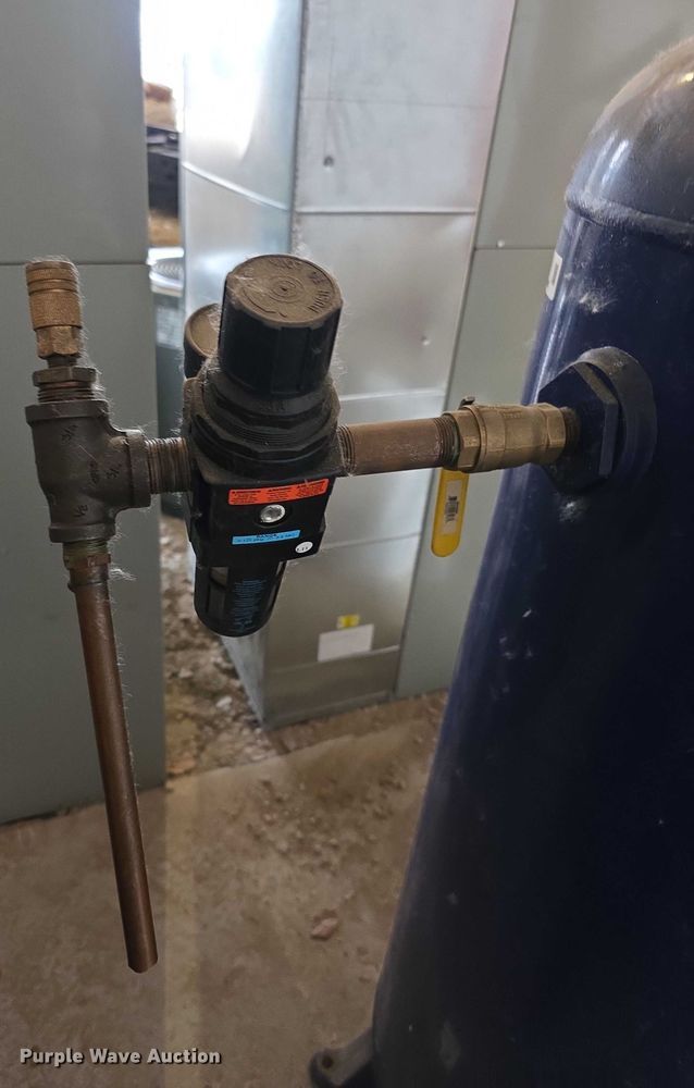 image for item DZ6219 Campbell Hausfeld VT627505AJ air compressor