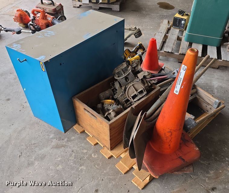 image for item DZ6229 Tools