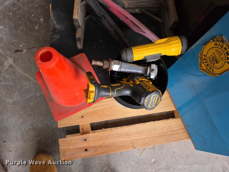 image for item DZ6229 Tools