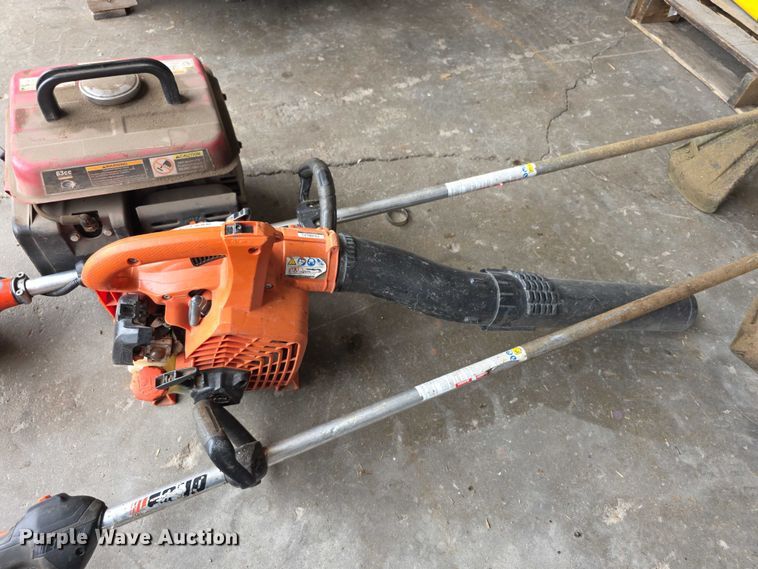 image for item DZ6235 Lawn and garden equipment