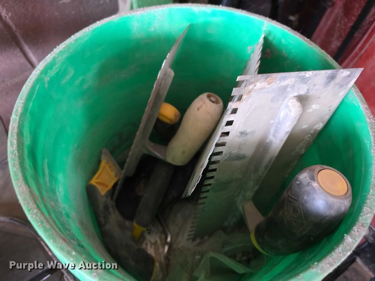 image for item DZ6240 TD TJL Industrial TC250B tile saw