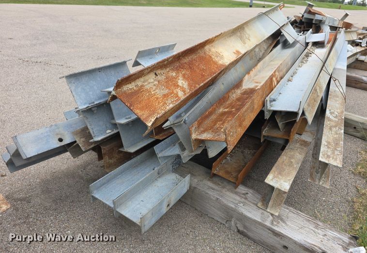 image for item DZ6279 (25) guard rail posts