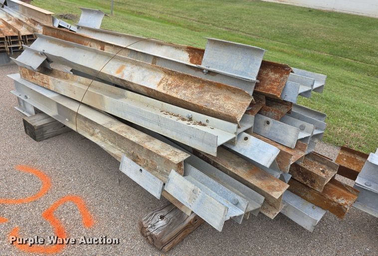 image for item DZ6280 (25) guard rail posts