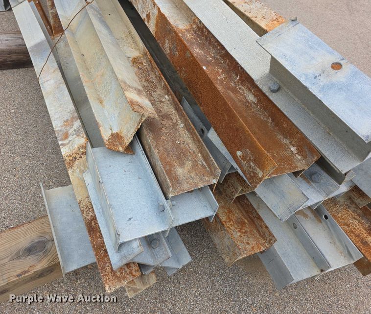 image for item DZ6280 (25) guard rail posts