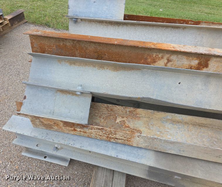 image for item DZ6280 (25) guard rail posts