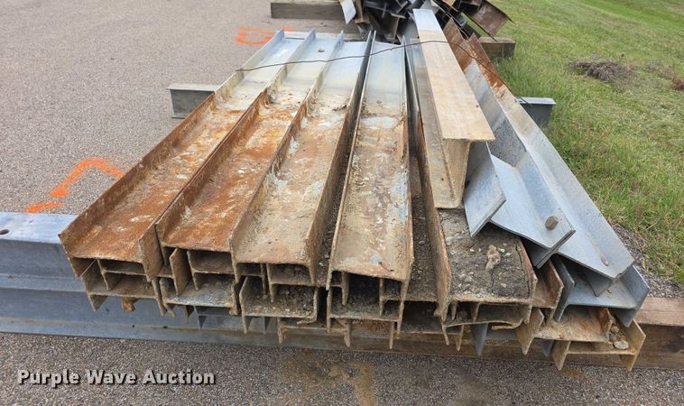 image for item DZ6281 (25) guard rail posts