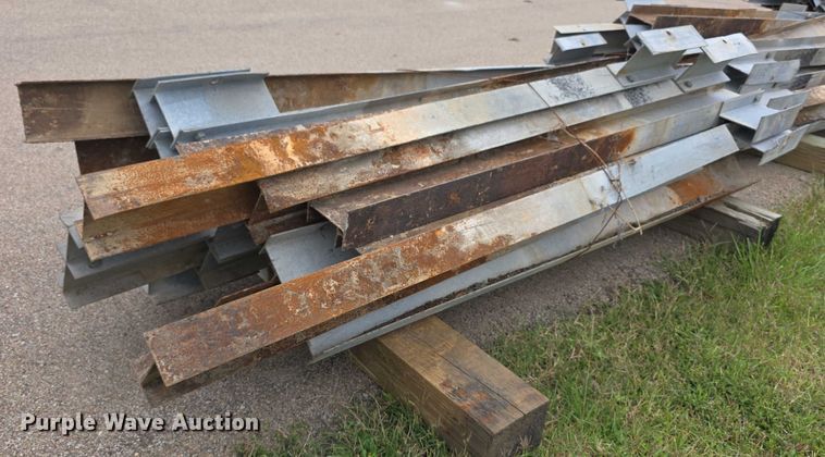 image for item DZ6282 (25) guard rail posts