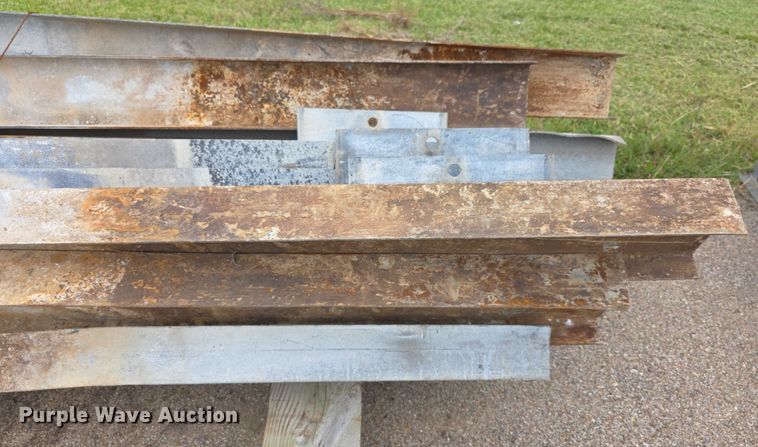 image for item DZ6282 (25) guard rail posts