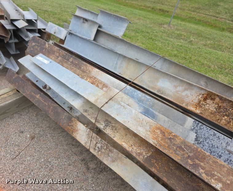 image for item DZ6282 (25) guard rail posts