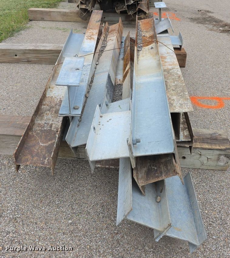 image for item DZ6285 (9) guard rail posts