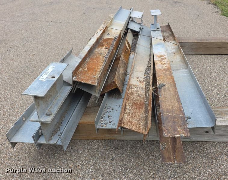 image for item DZ6285 (9) guard rail posts