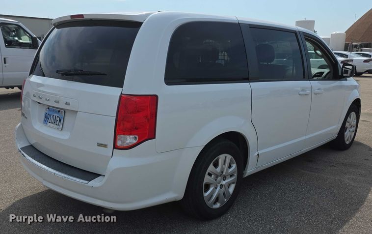 image for item EF3754 2018 Dodge  Grand Caravan  van