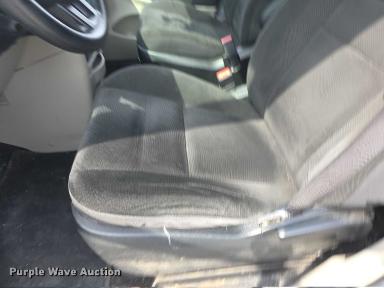 image for item EF3754 2018 Dodge  Grand Caravan  van