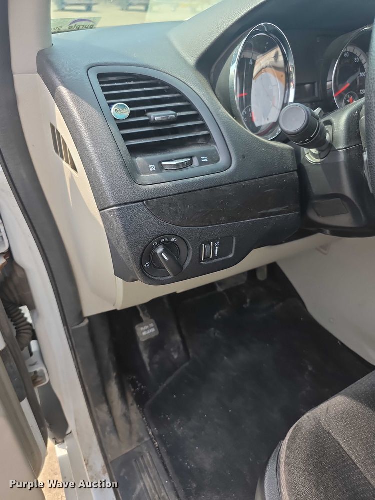 image for item EF3754 2018 Dodge  Grand Caravan  van